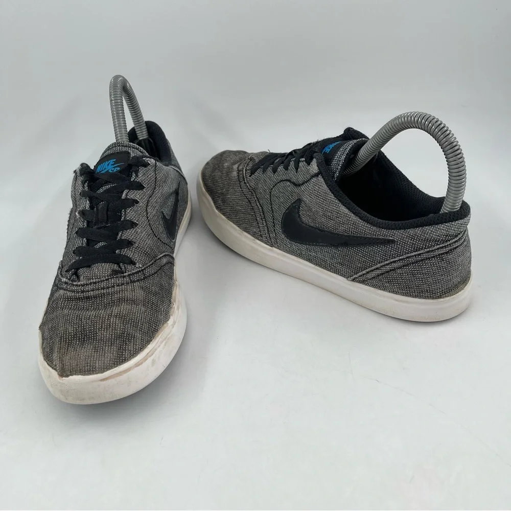 Nike Unisex Kids SB Black White Check Canvas Shoe Lace Up Sneaker - Size 5.5 Y
